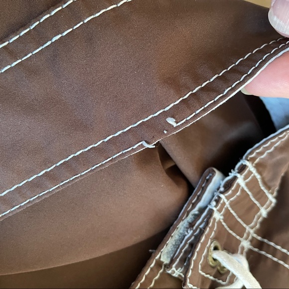 Honolua Surf Co. brown trunks 32 - Picture 5 of 6